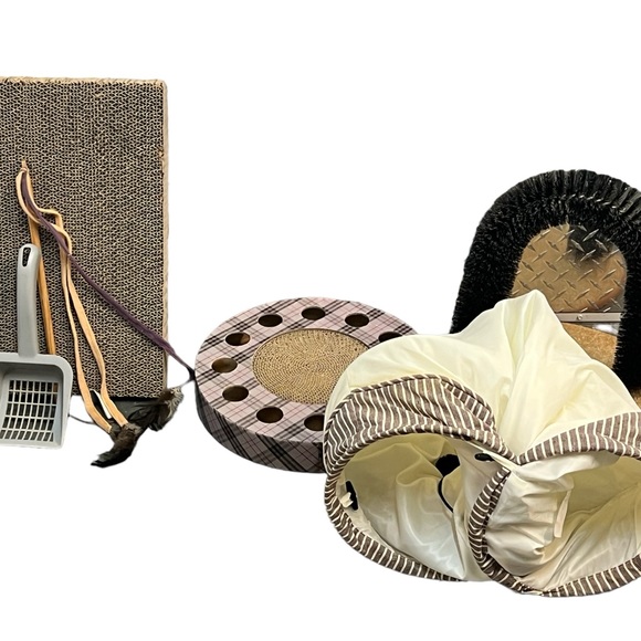 Cat Pet Accessories Items - Picture 1 of 3